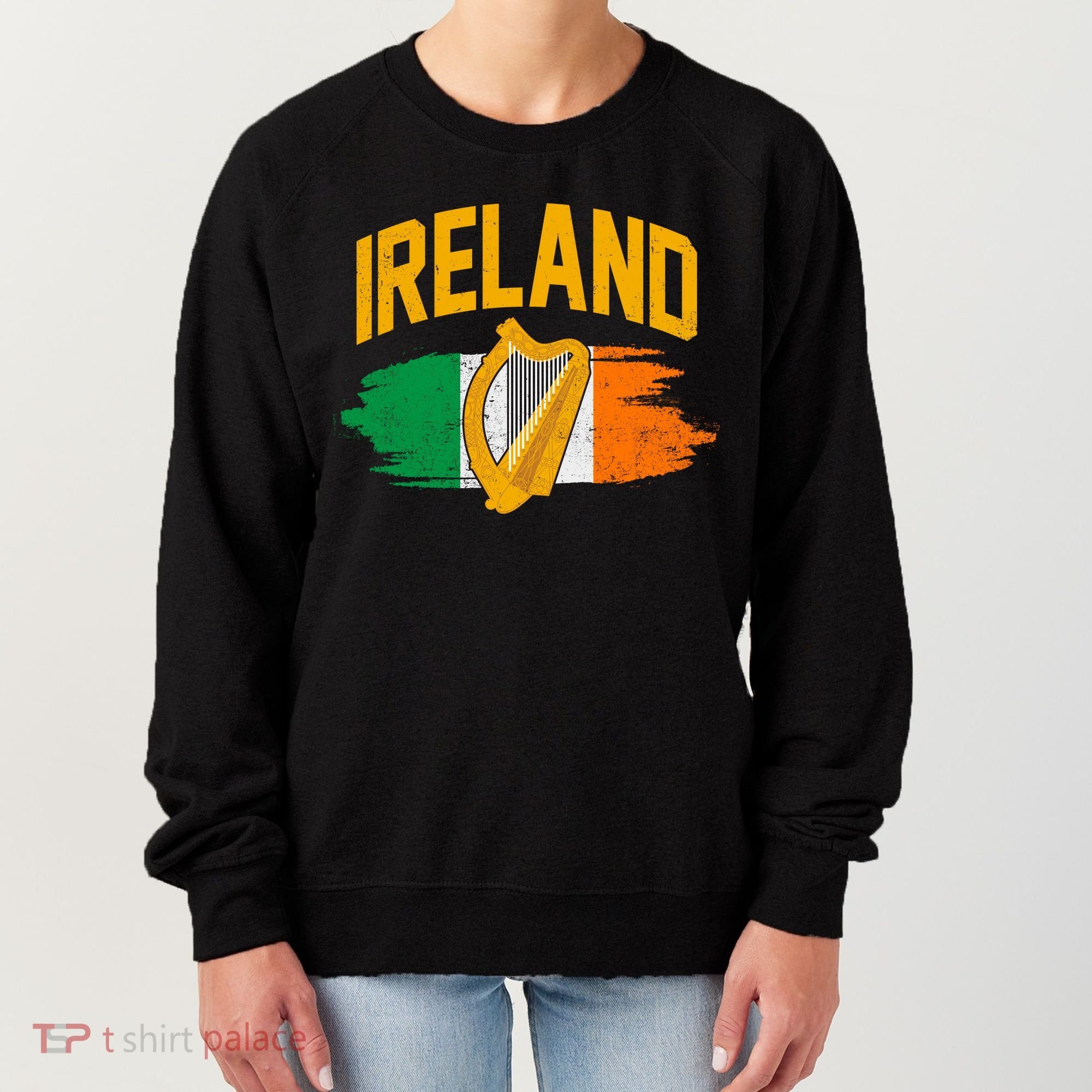 Distressed Ireland Coat Of Arms Harp Flag Women's Sweatshirt