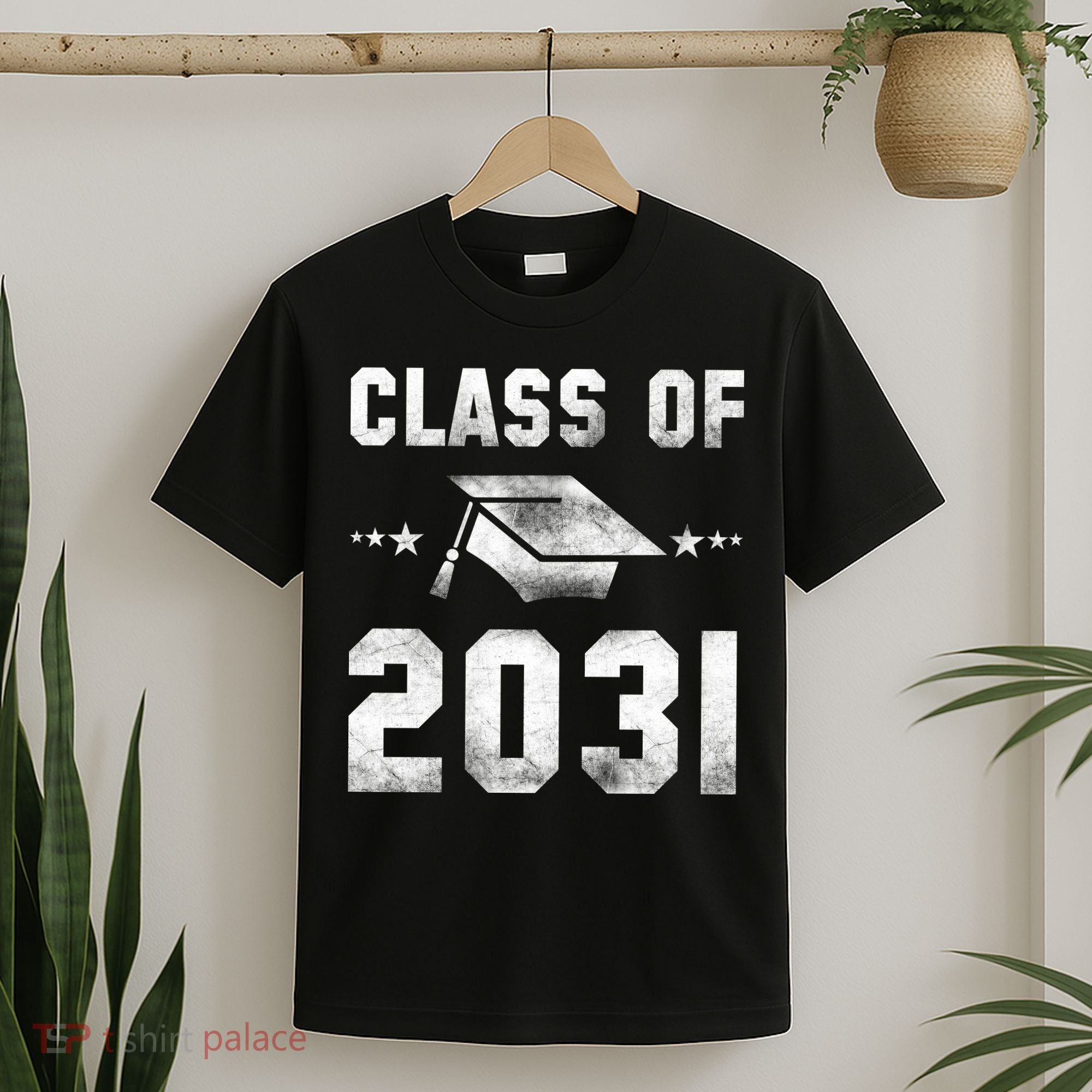 Distressed Class Of 2031 T-Shirt
