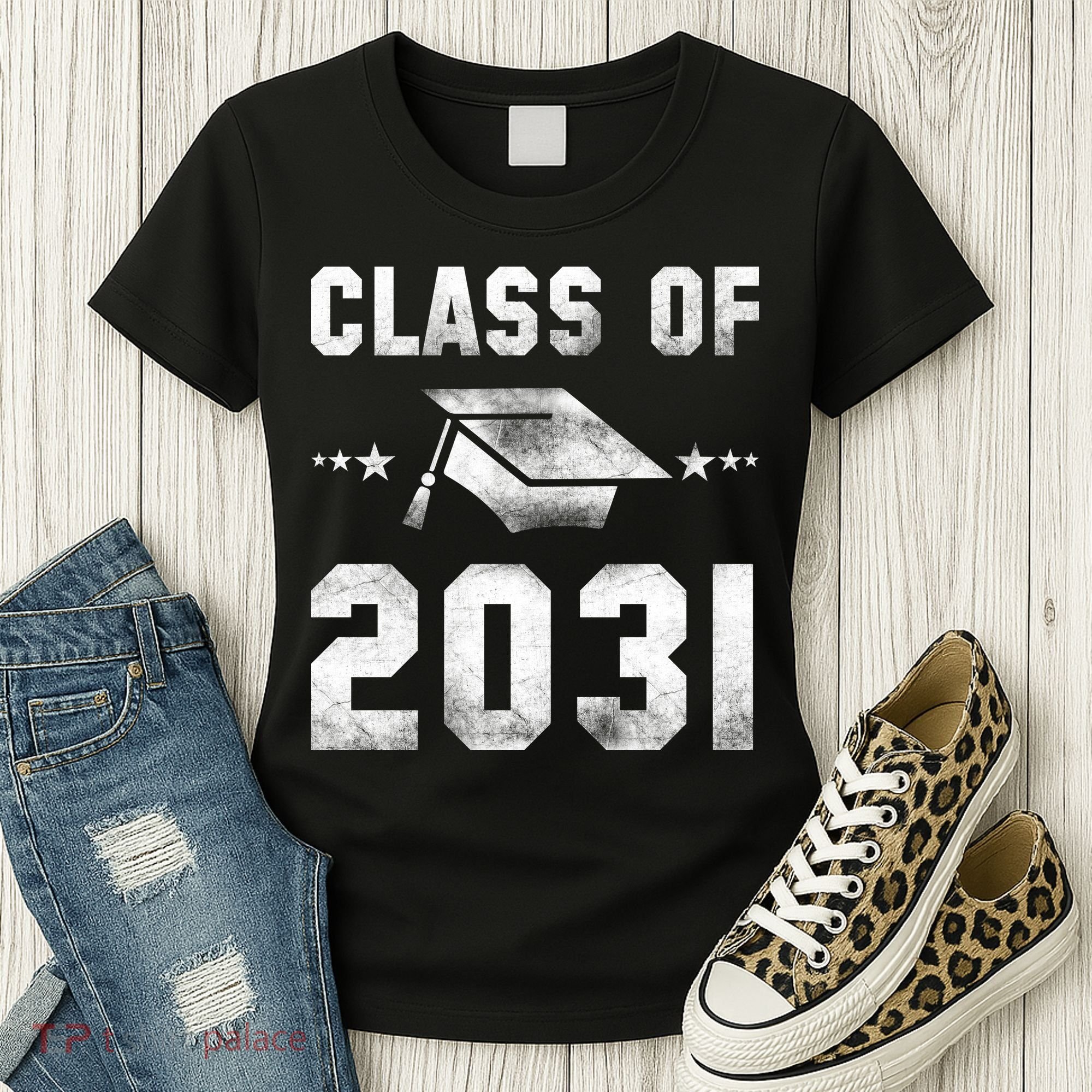 Distressed Class Of 2031 Women's T-Shirt