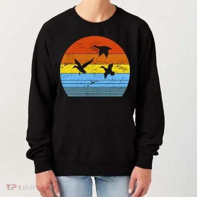 Distressed Duck Hunting Women's Sweatshirt