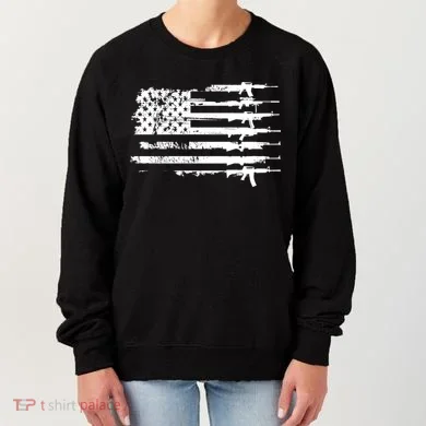 Distressed Gun Riffle US Flag Women's Sweatshirt