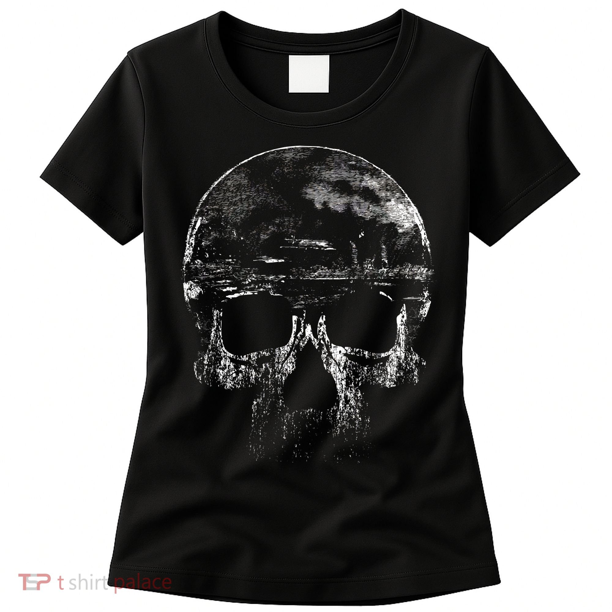 Distressed Skull Graphic Women's T-Shirt