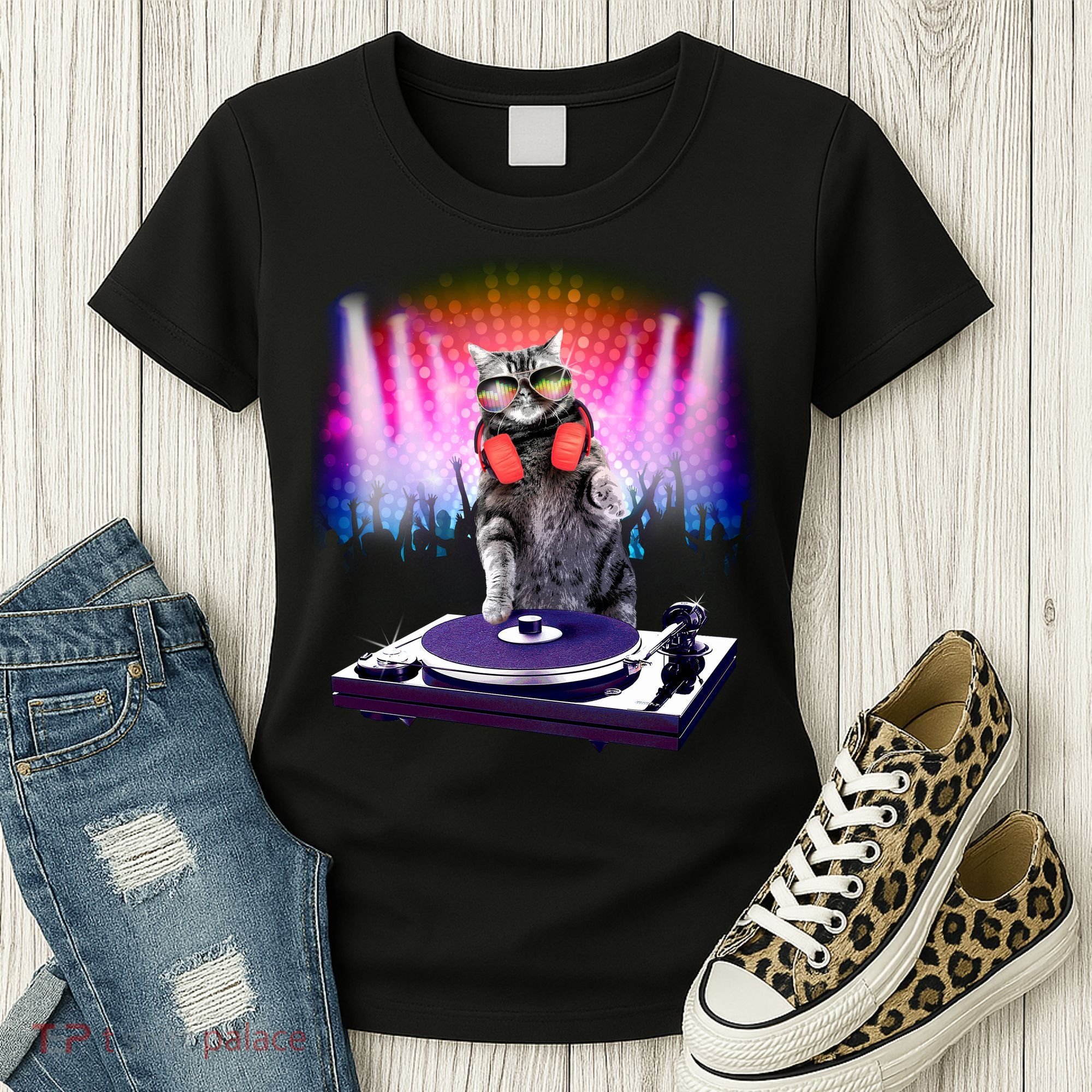 DJ Cat Turntable Mixer Women's T-Shirt