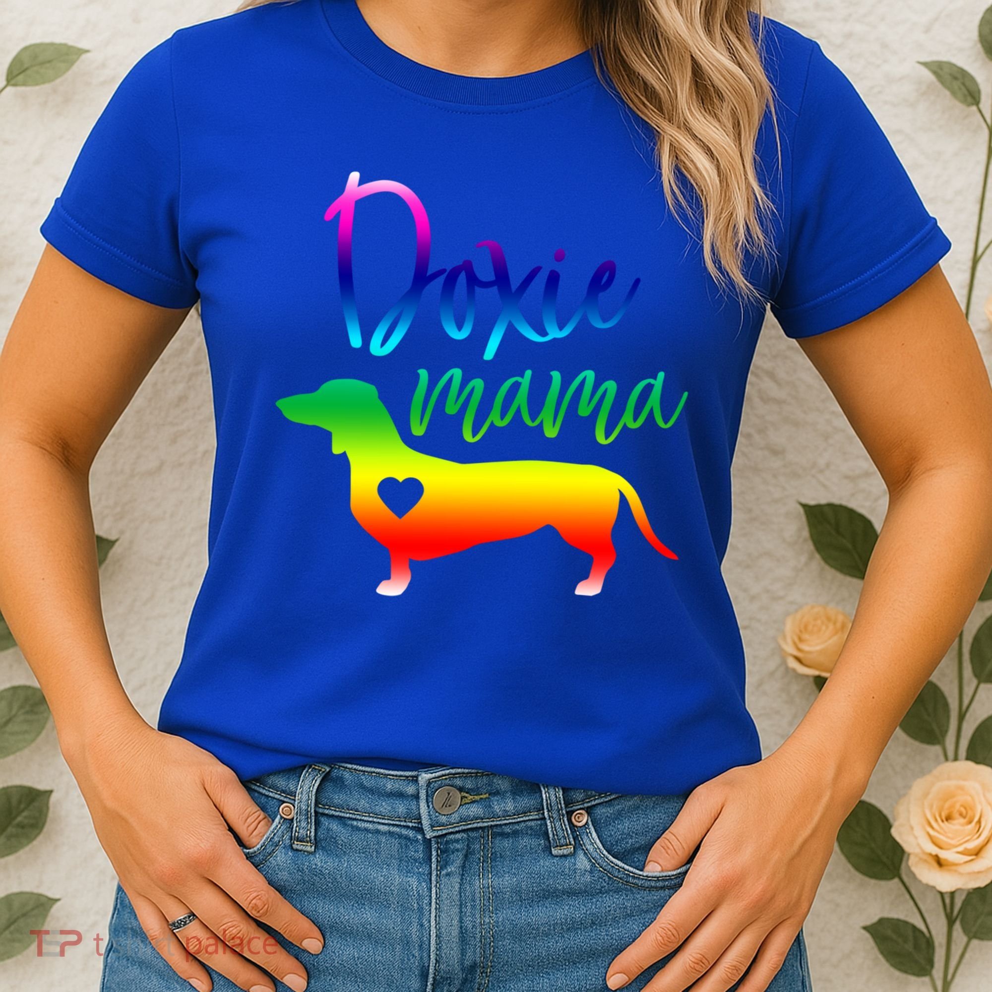 Doxie Mama Dachshund Mom Funny Wiener Dog Gift Women's T-Shirt