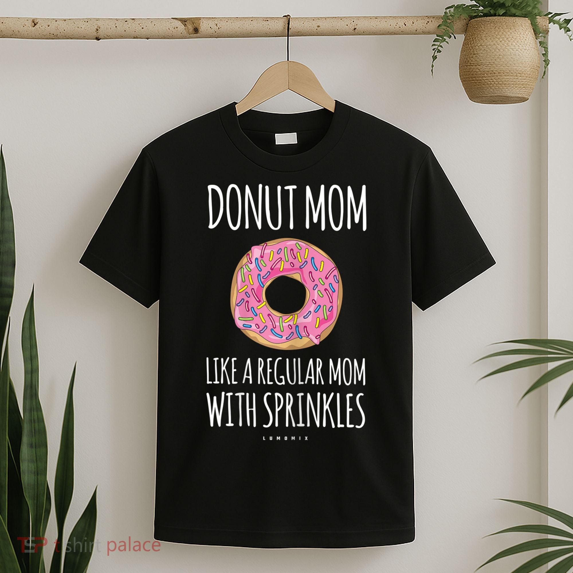Donut Mom . Funny Mom S For Women T-Shirt