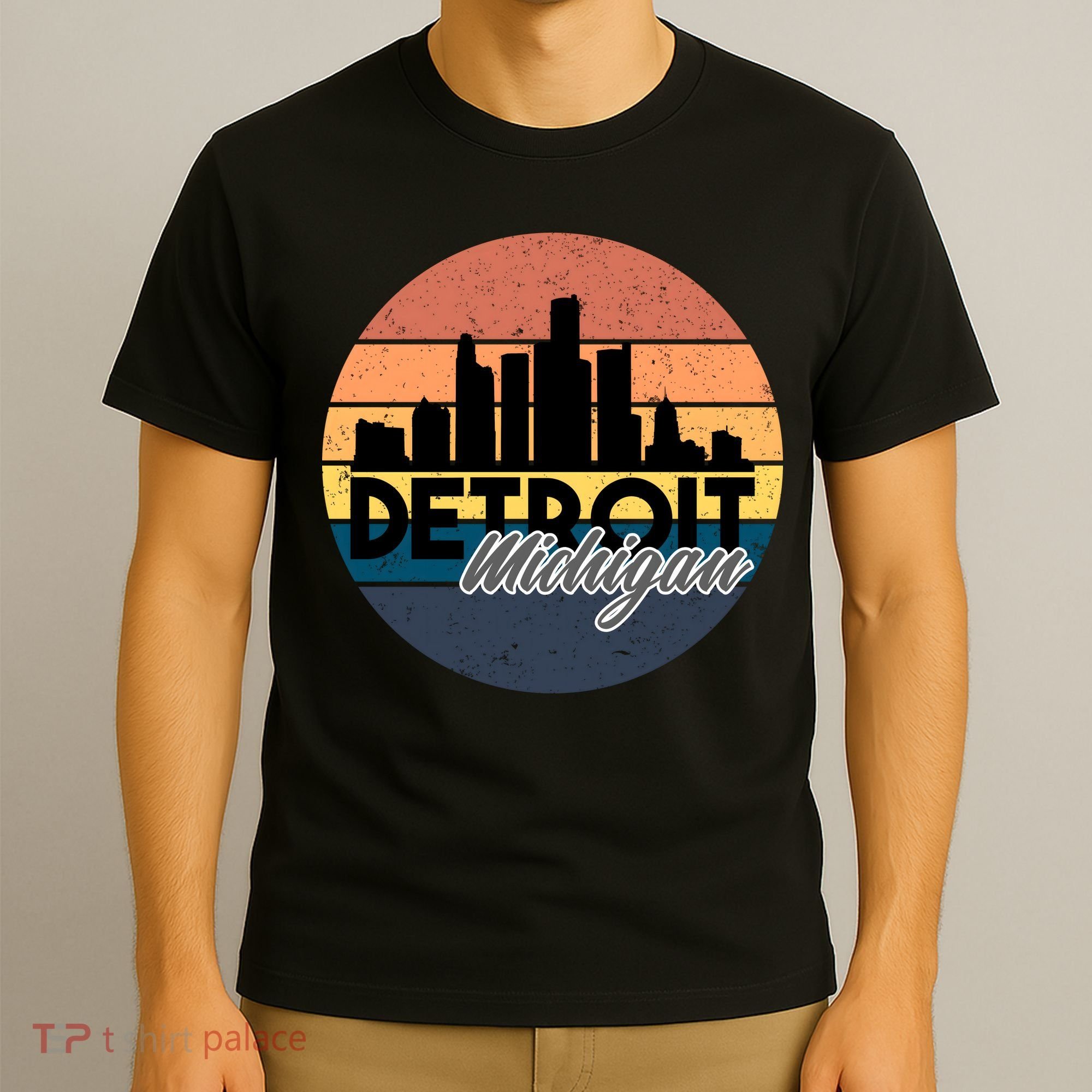 Detroit Michigan Retro Skyline T-Shirt