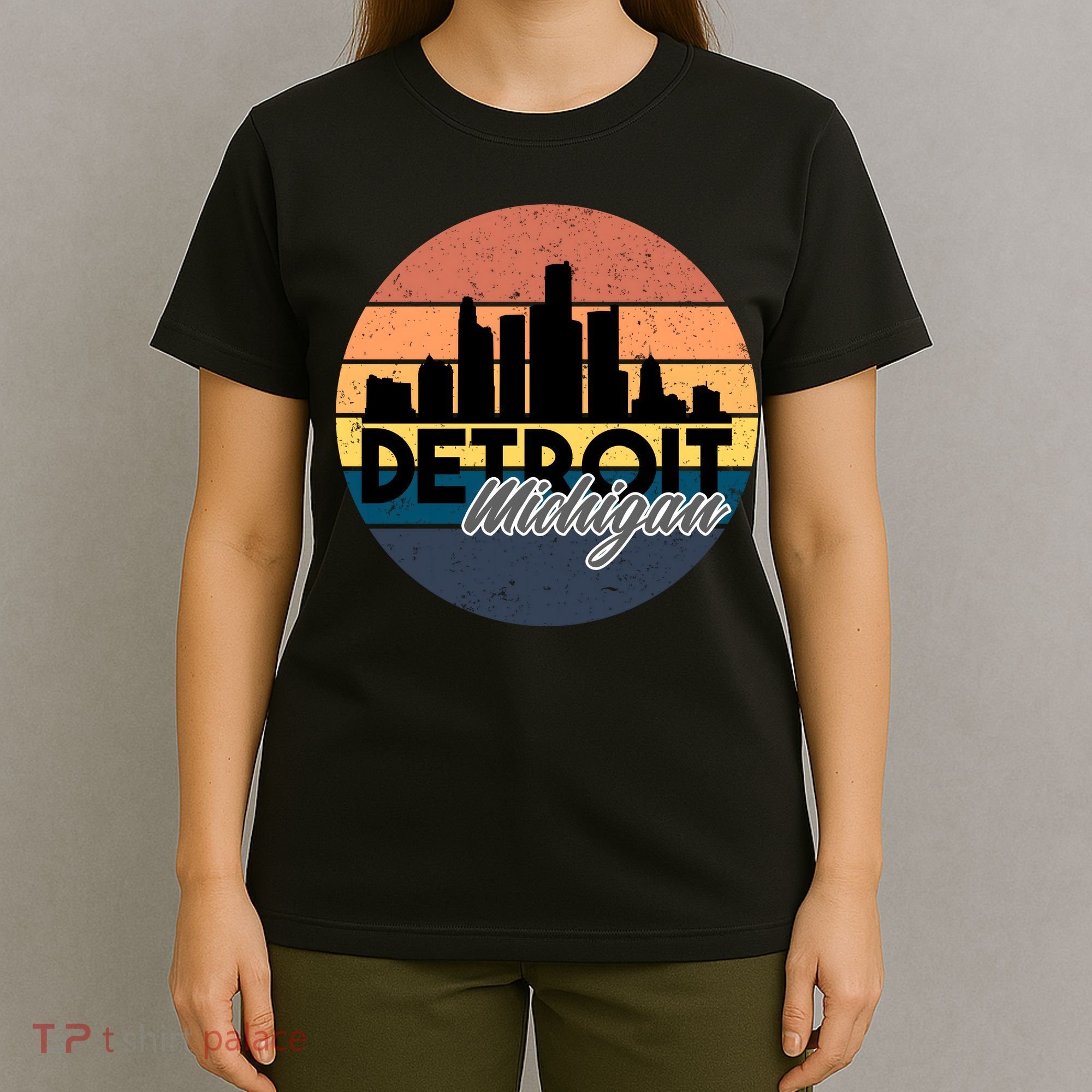 Detroit Michigan Retro Skyline T-Shirt