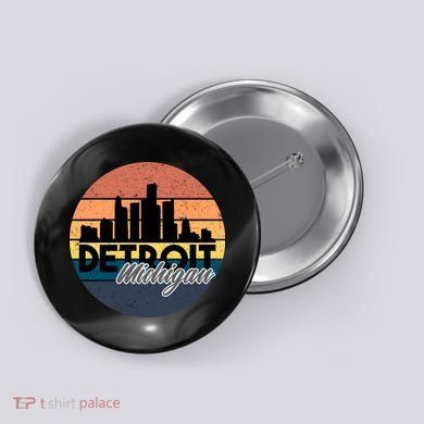 Detroit Michigan Retro Skyline Button