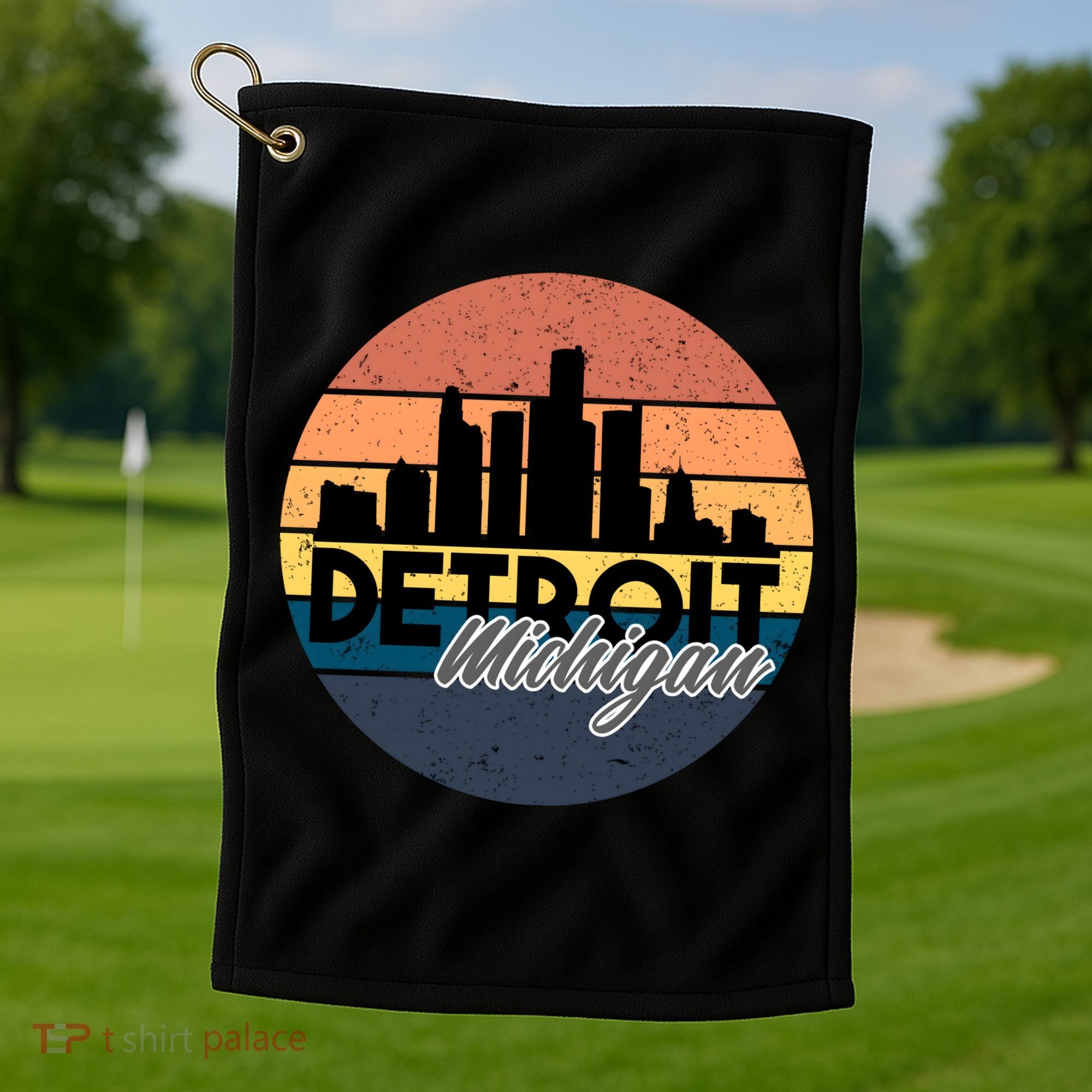 Detroit Michigan Retro Skyline Golf Towel