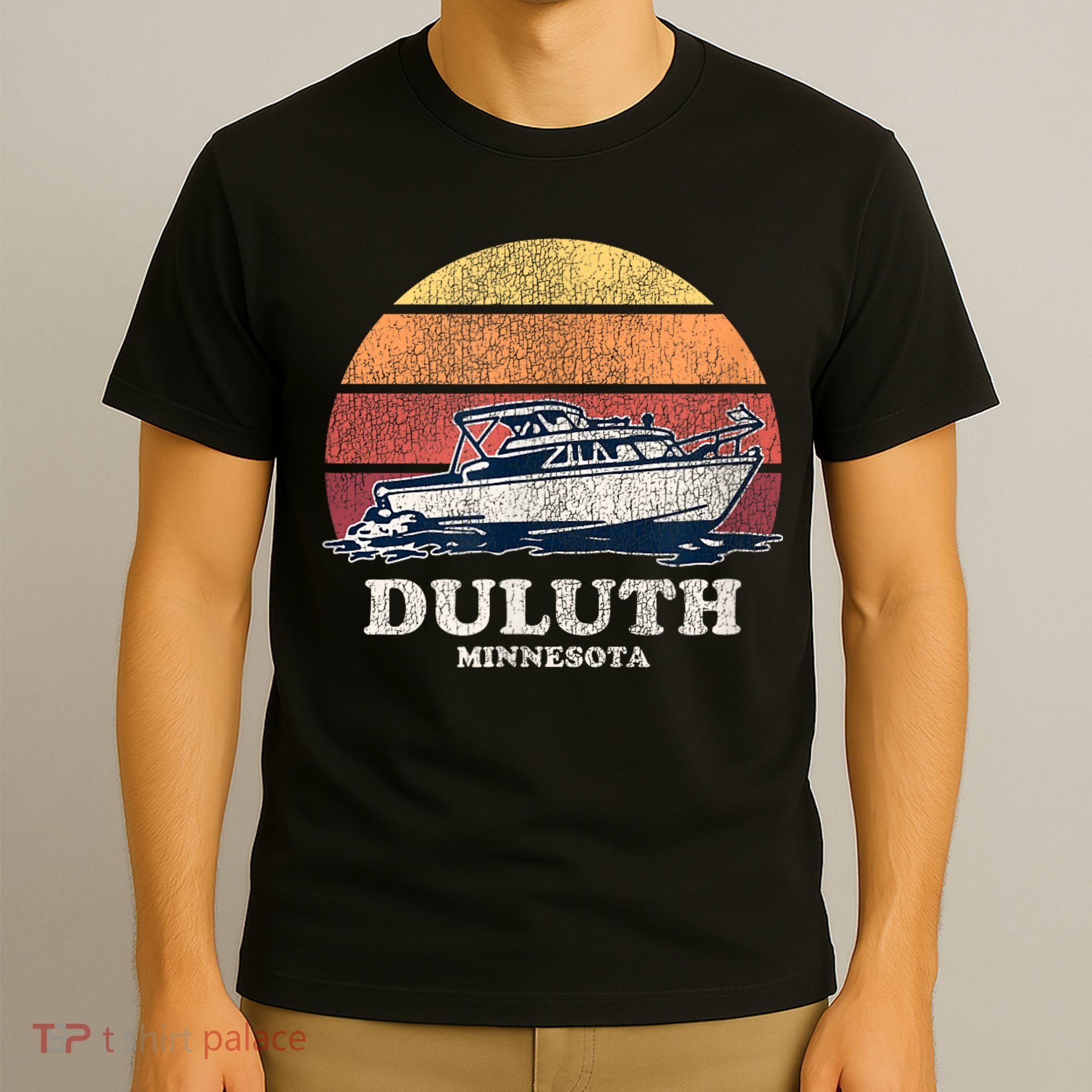 Duluth MN Vintage Boating 70s Retro Boat T-Shirt