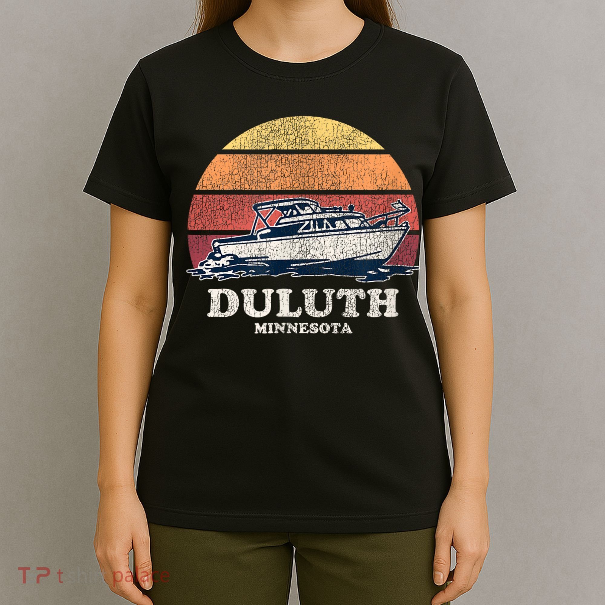 Duluth MN Vintage Boating 70s Retro Boat T-Shirt