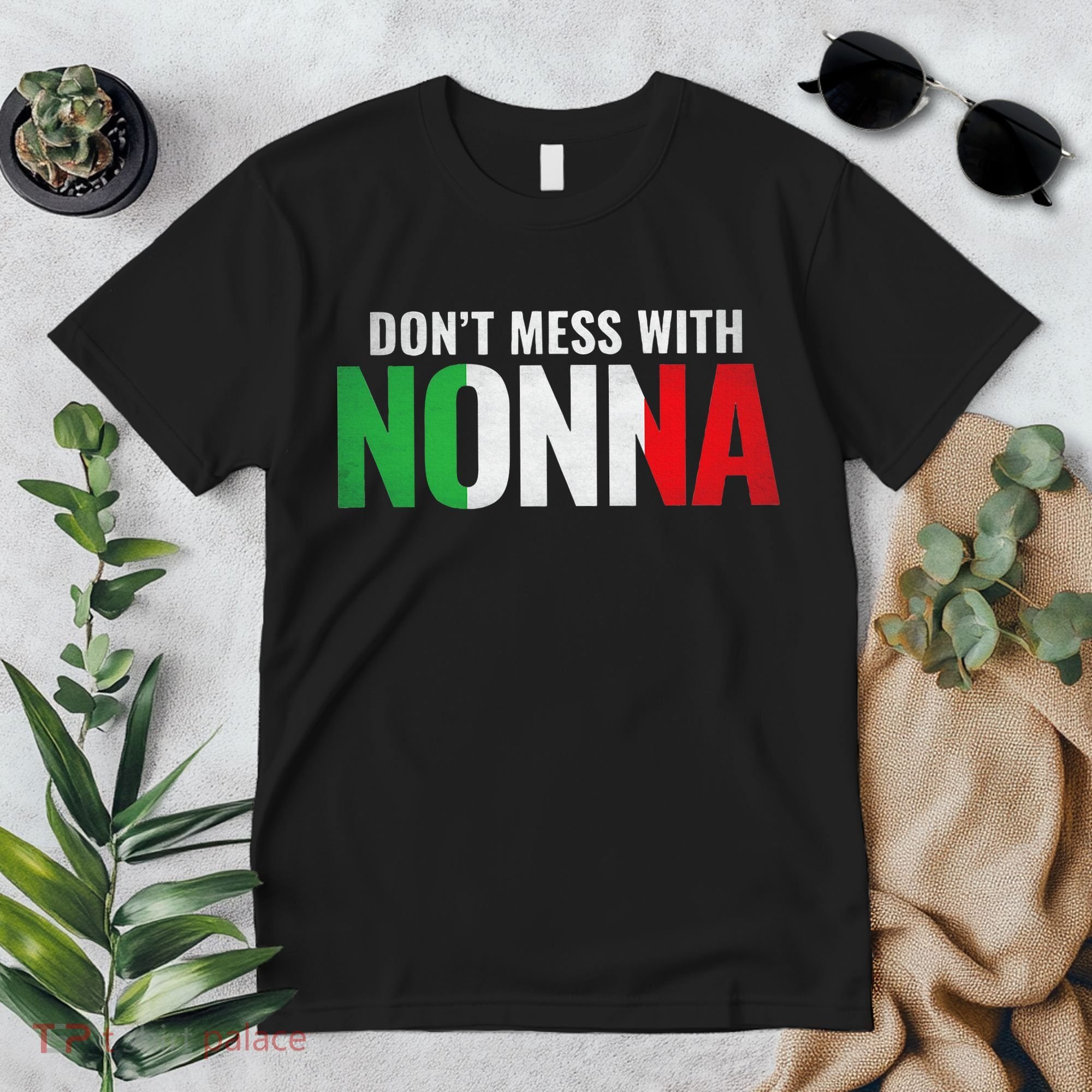DonT Mess With Nonna Italian Grandma Premium T-Shirt