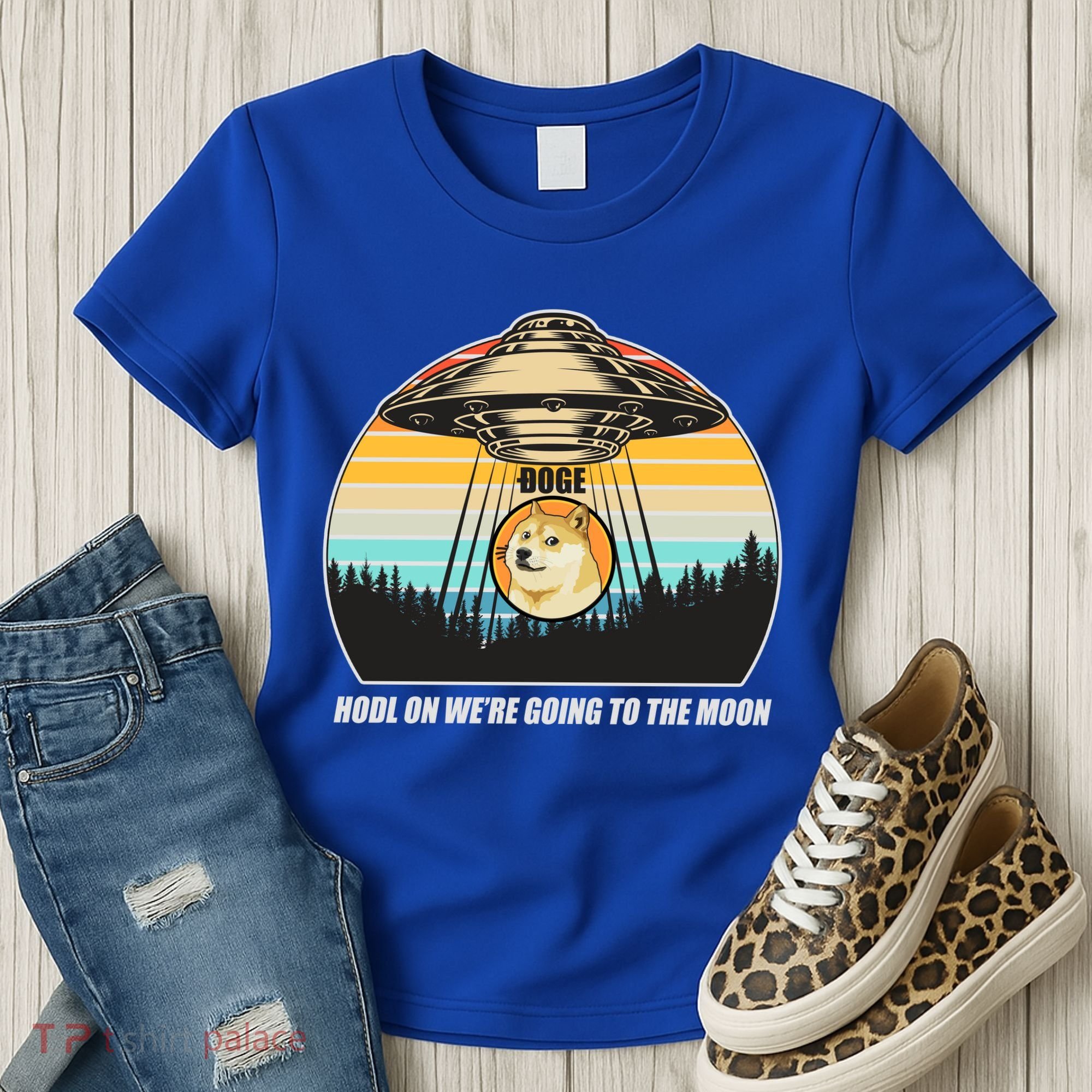 Doge Coin UFO Doge Crypto Currency To The Moon Women's T-Shirt