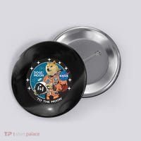 Dogecoin To The Moon Astronaut Button thumb 0