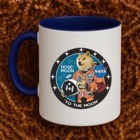 Dogecoin To The Moon Astronaut Coffee Mug thumb 2