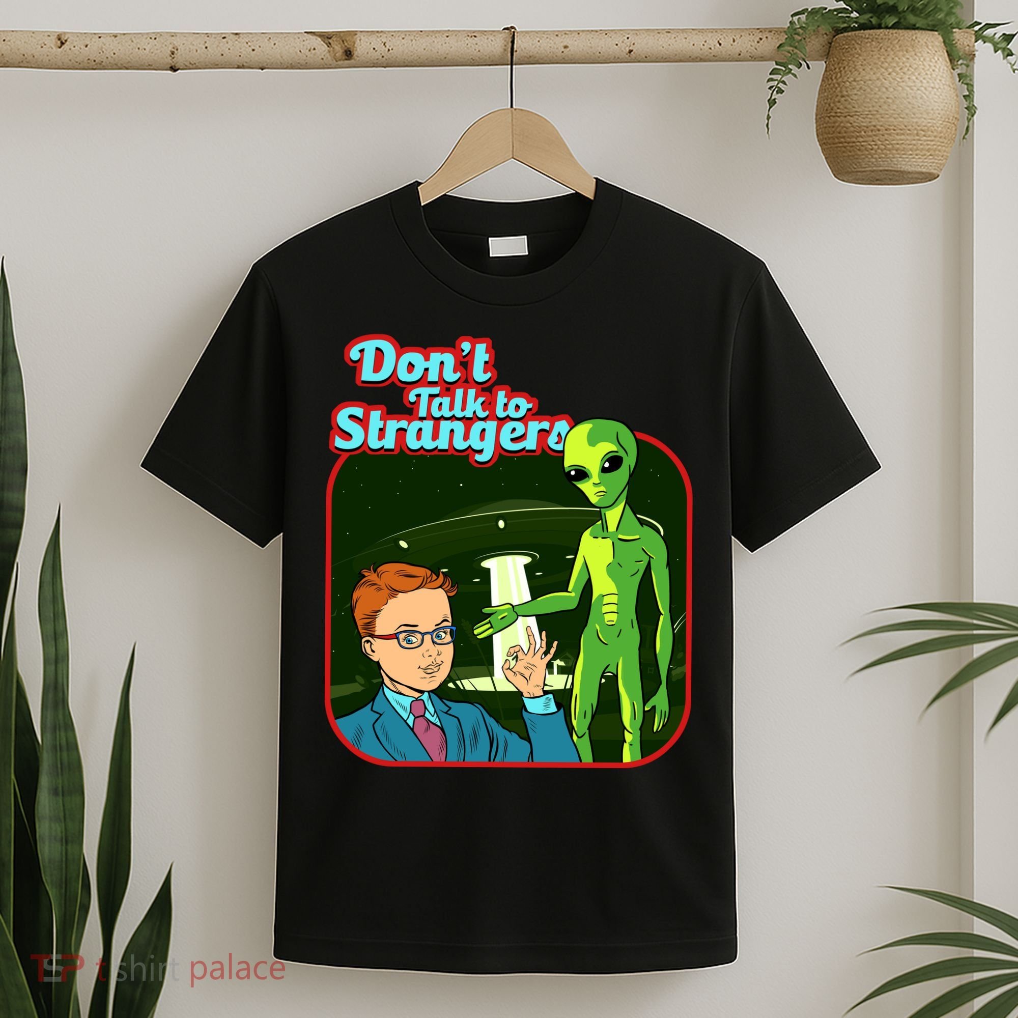 Don't Talk To Strangers Retro Vintage T-Shirt