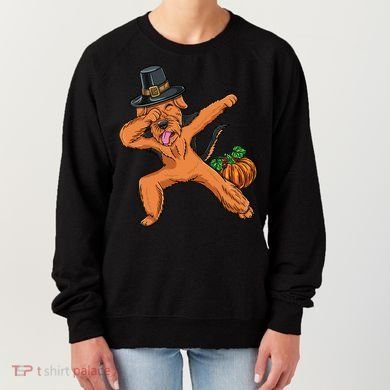 Dabbing Pilgrim Airedale Terrier Thanksgiving Meaningful Gift Women's Sweatshirt