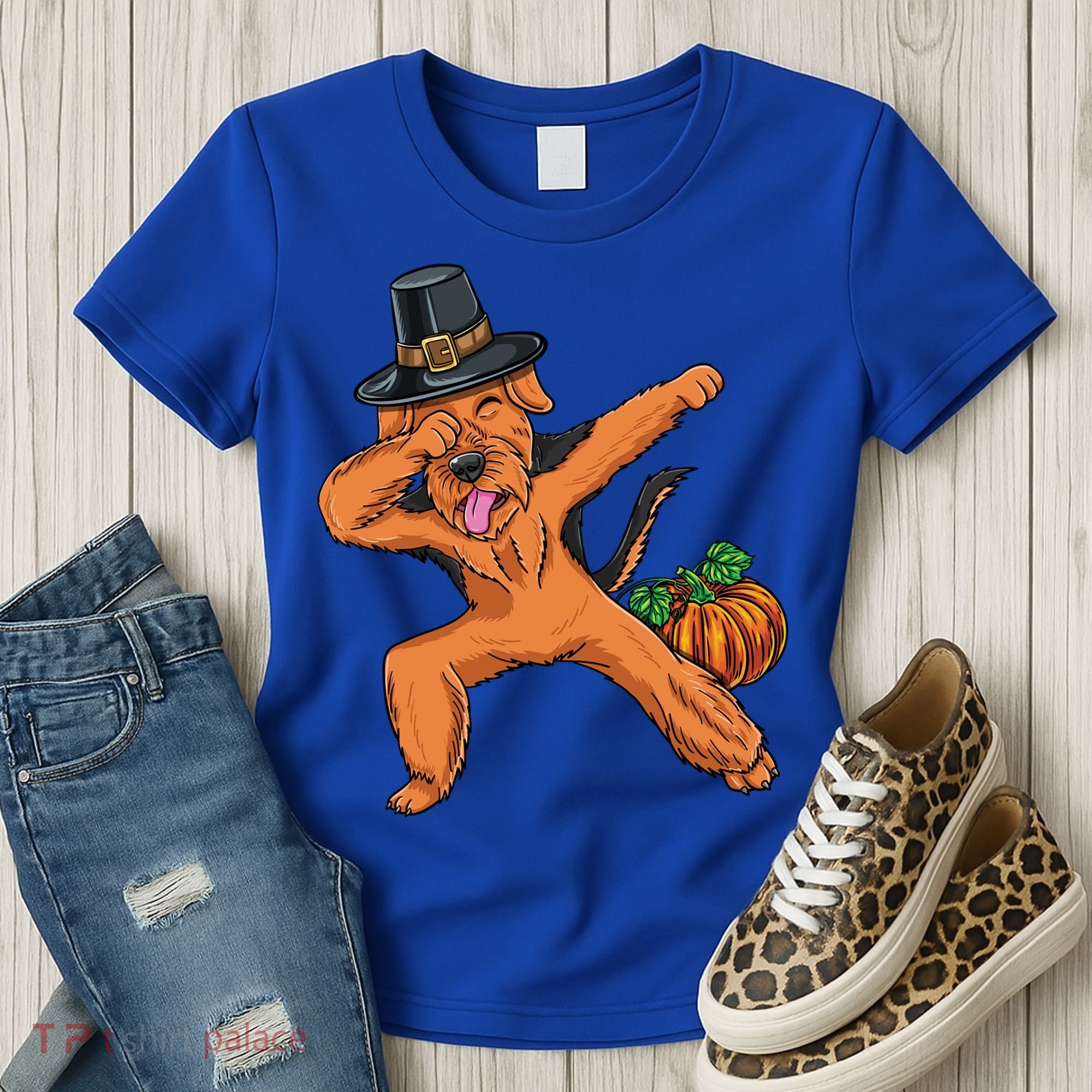 Dabbing Pilgrim Airedale Terrier Thanksgiving Meaningful Gift Women's T-Shirt
