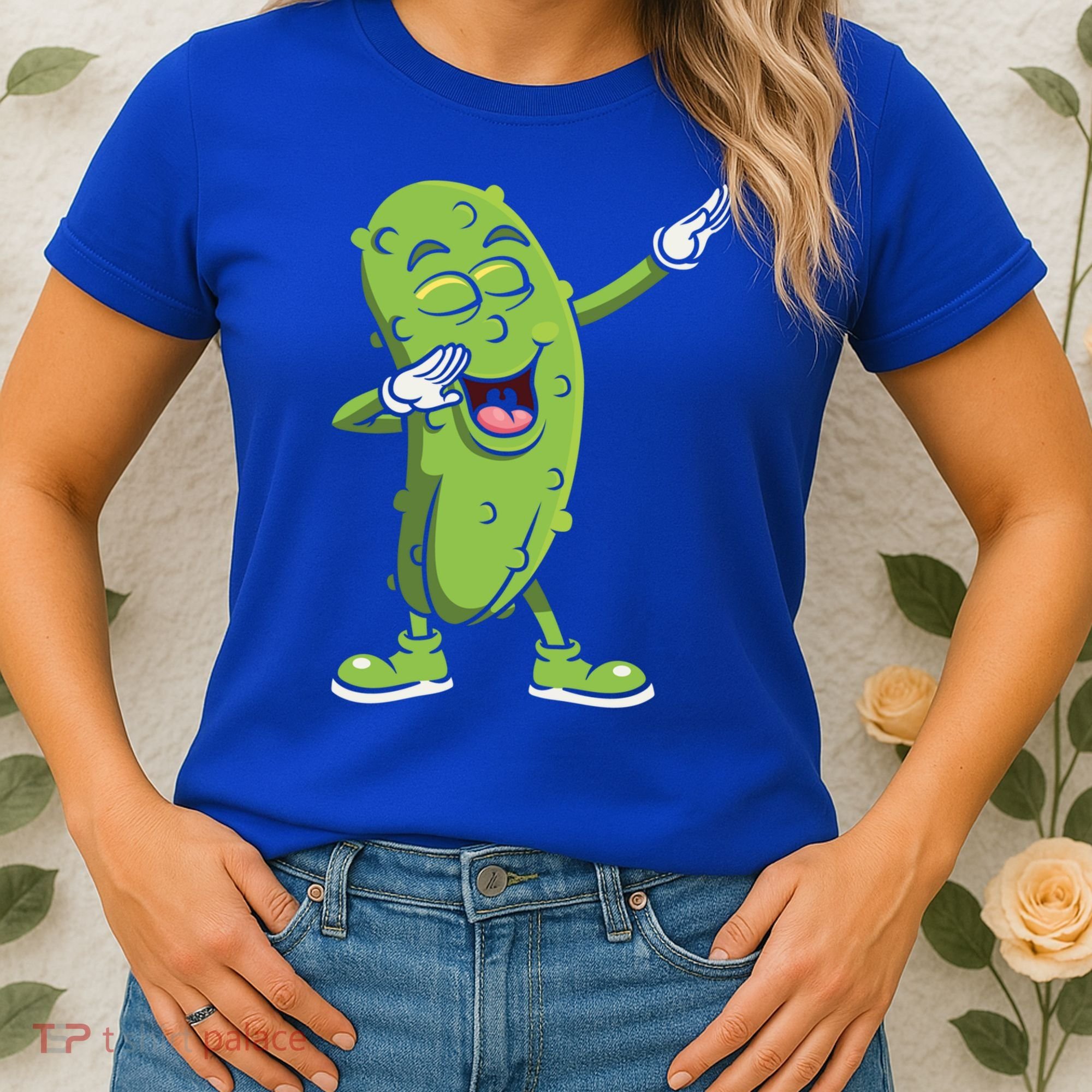 Dabbing Pickle Gift Cucumber Vegetarian Vegan Pickles Lover Gift Women's T-Shirt