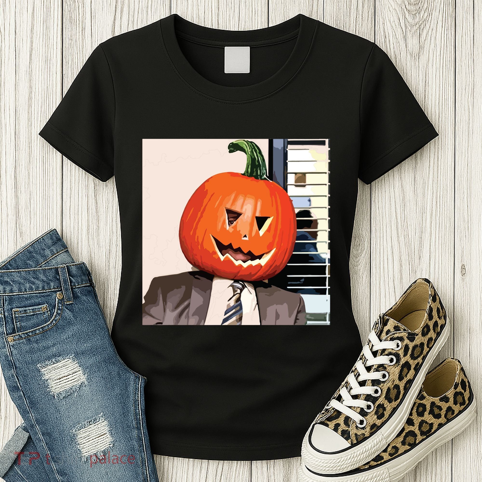 Dwight Pumpkin Head Women's T-Shirt