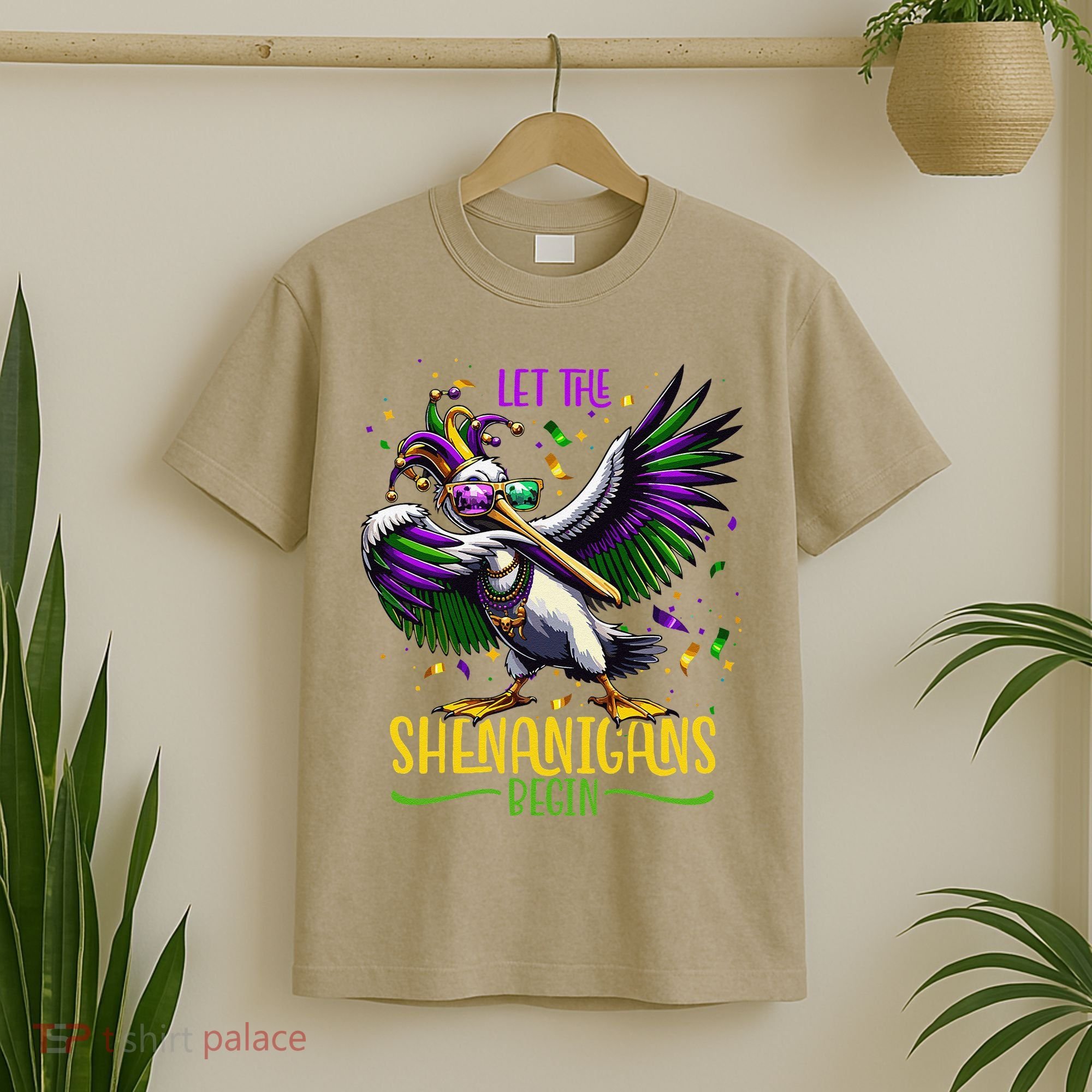 Dabbing Pelikan Mardi Gras Costume Let The Shenanigans Begin T-Shirt