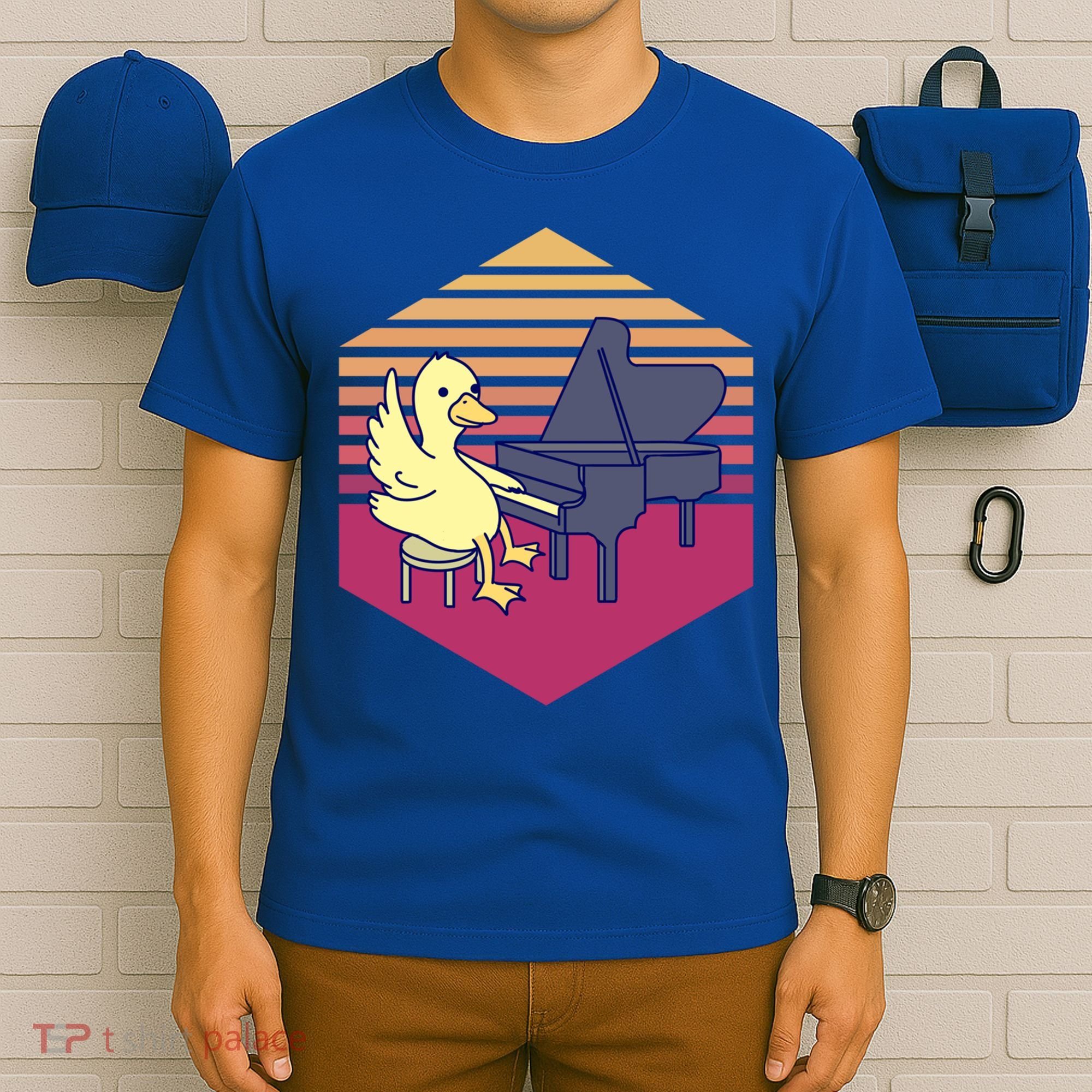 Duck Playing Piano Vintage Gift T-Shirt