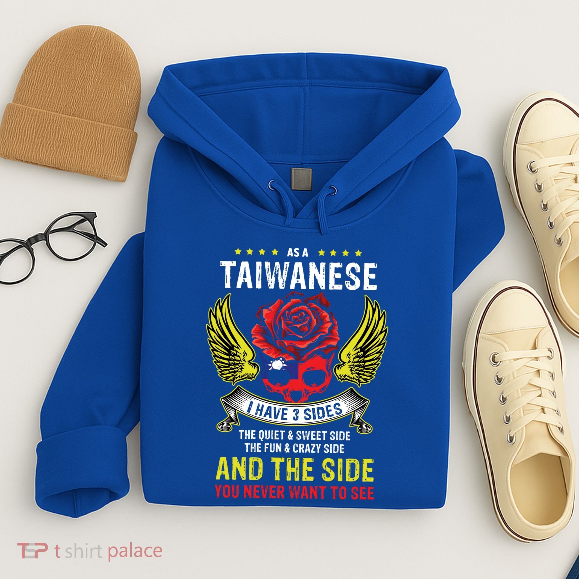 Distressed Patriotic Proud Taiwanese Skull Taiwan Flag Wings Cool Gift Hoodie