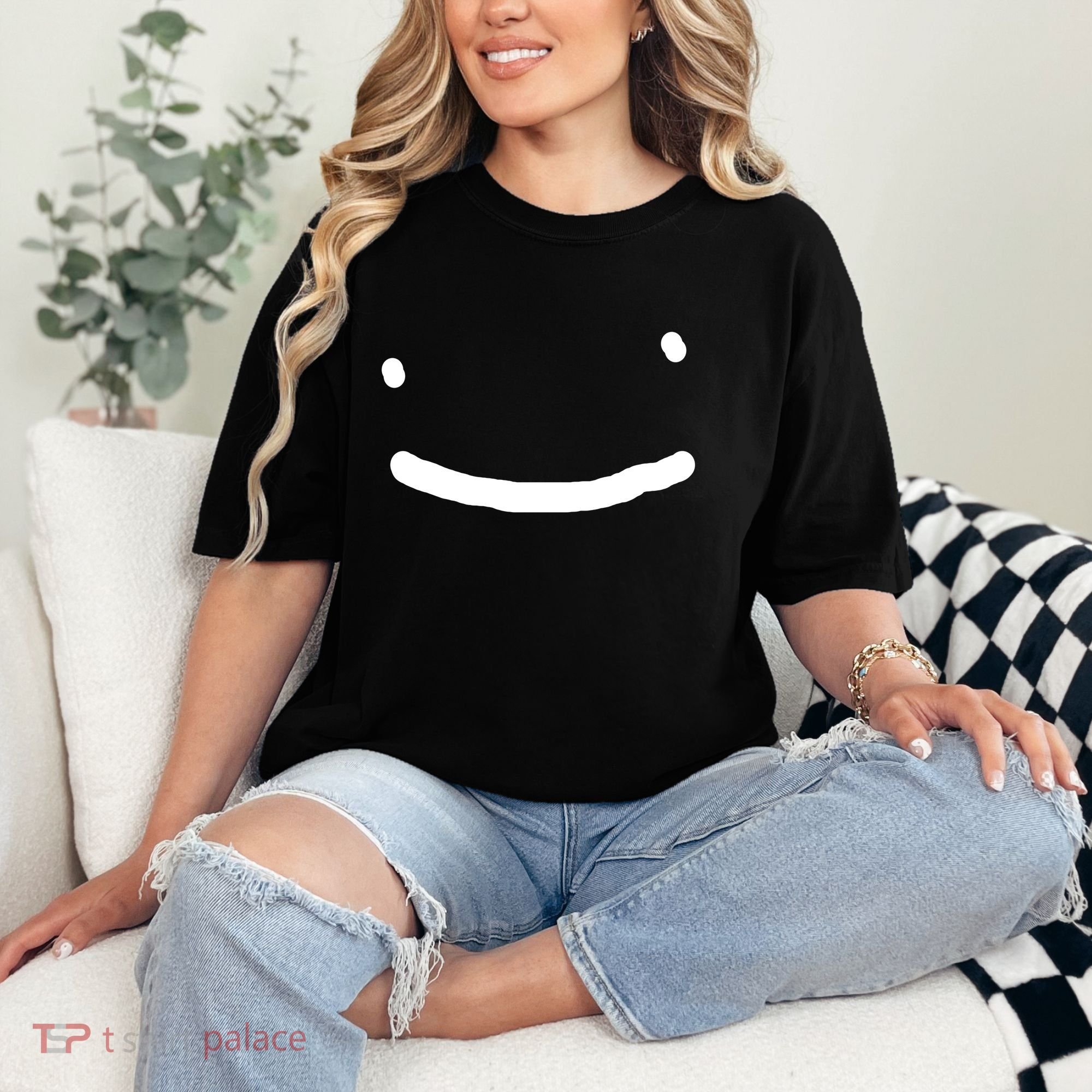 Dreamy Smiley Face Comfort Colors T-Shirt