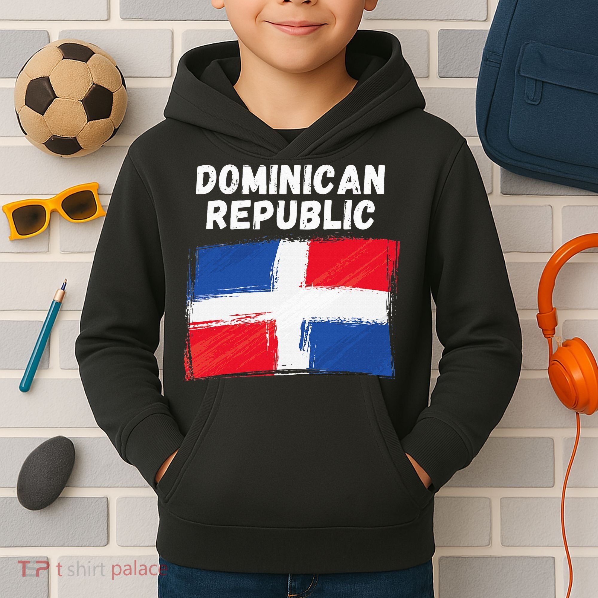 Dominican Republic Flag Retro Distressed Flag Kids Hoodie