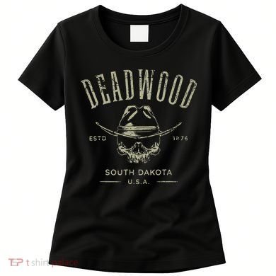 D.E.A.D.W.O.O.D. South Dakota Usa Distressed Design Souvenir Women's T-Shirt