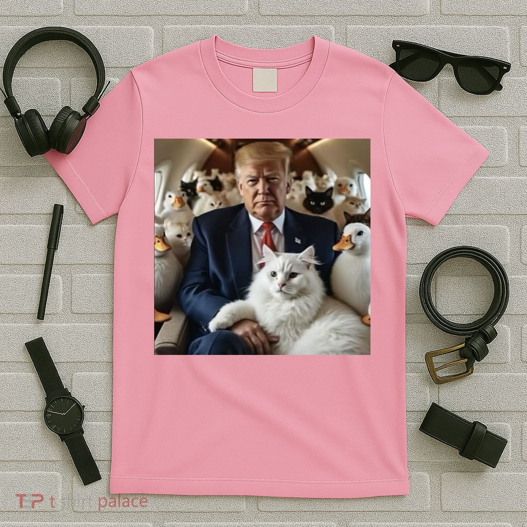 Donald Trump Duck Cat Vote 2024 T-Shirt