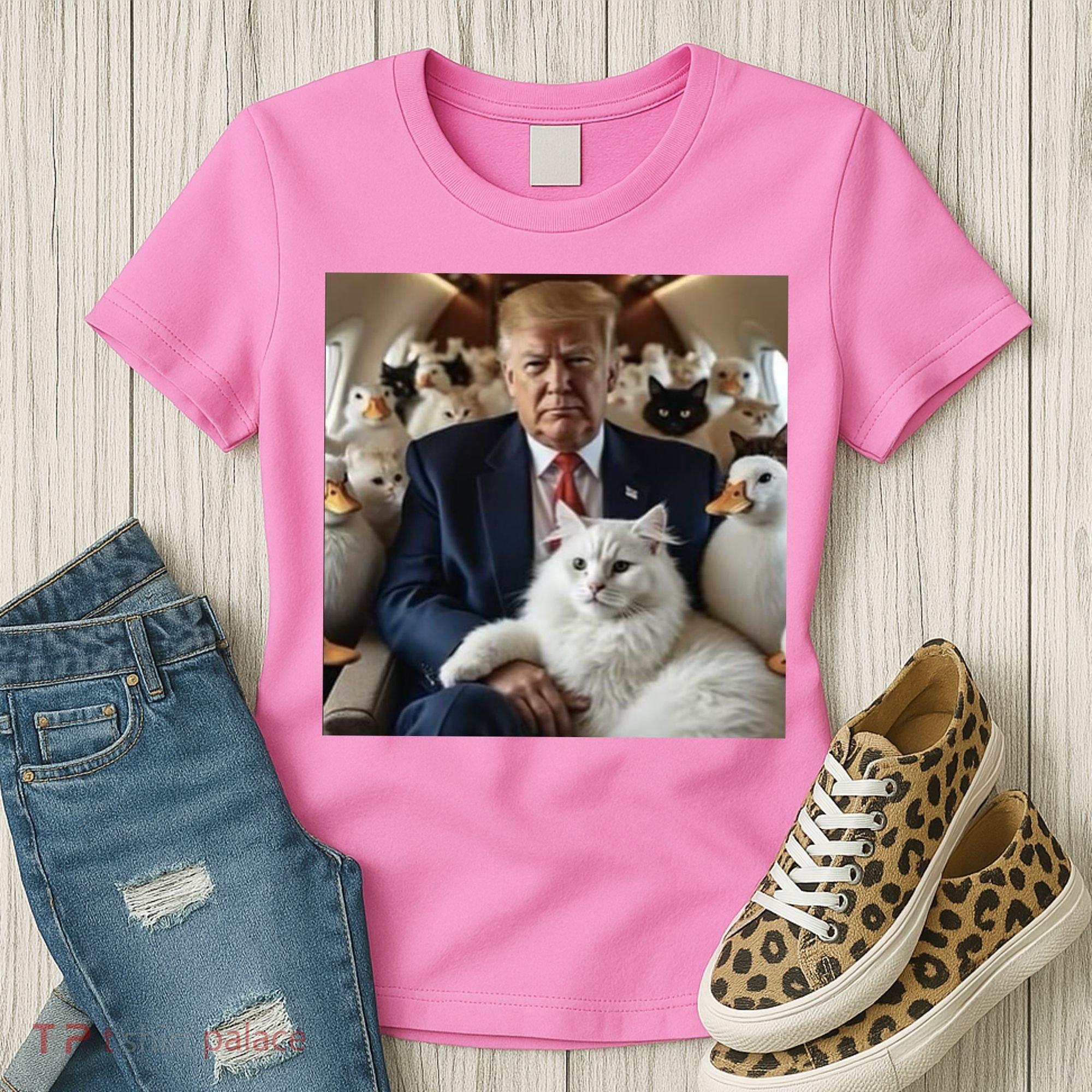 Donald Trump Duck Cat Vote 2024 Women's T-Shirt