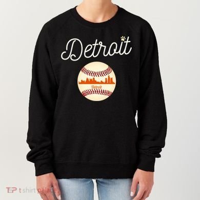 Distressed Tiger Mascot Gift Detroit Baseball Skyline Gift Women's Sweatshirt