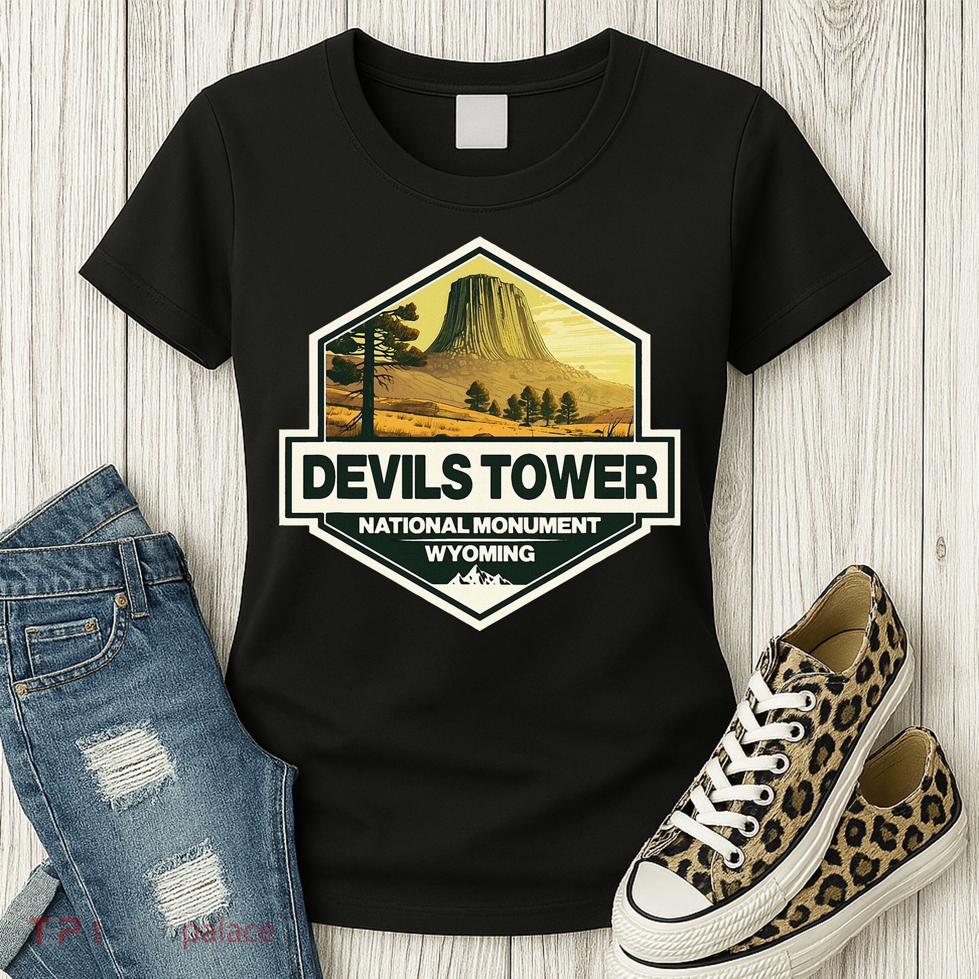 Devils Tower National Monument Wyoming Travel Art Badge Women's T-Shirt
