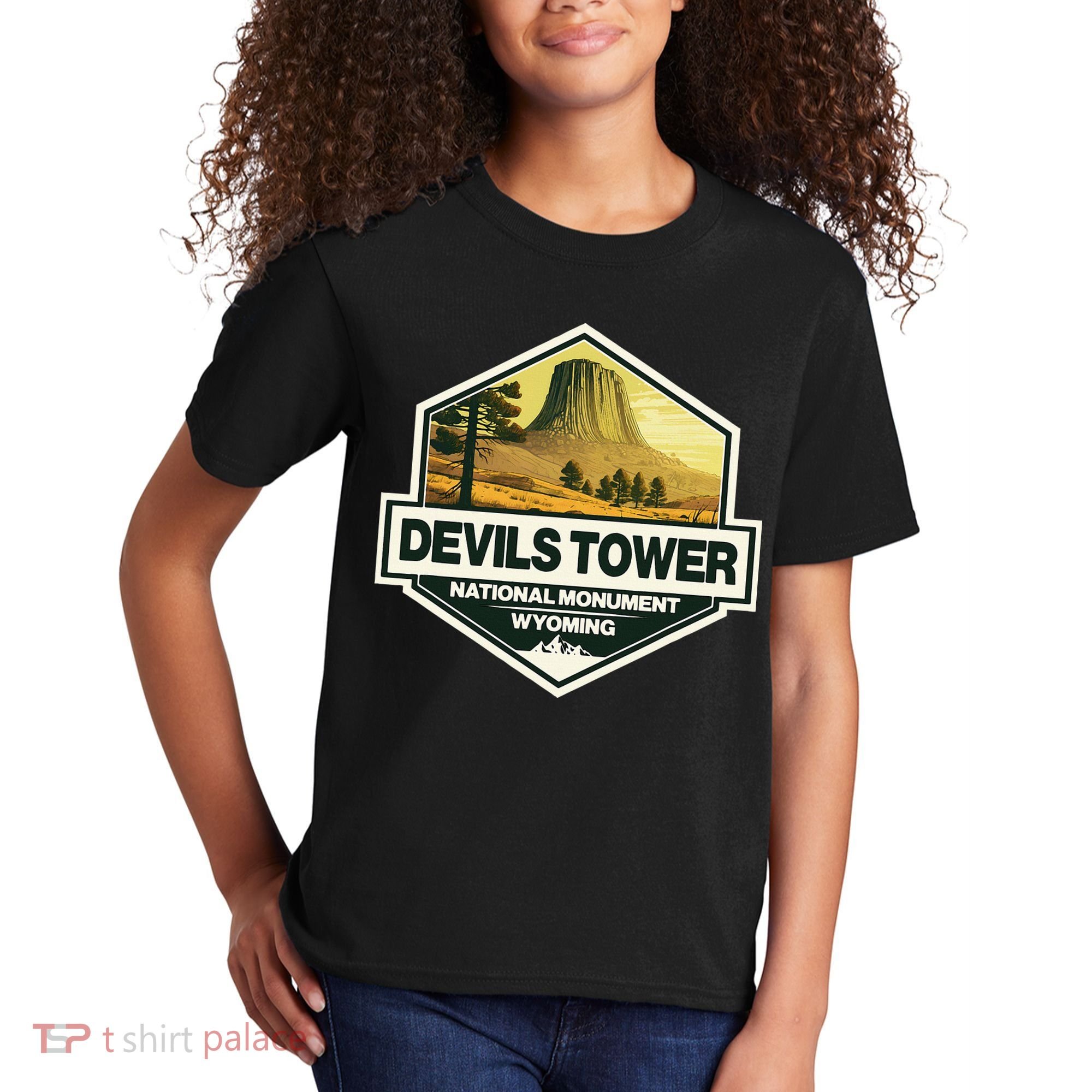 Devils Tower National Monument Wyoming Travel Art Badge Kids T-Shirt