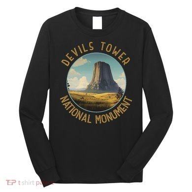 Devils Tower National Monument Distressed Circle Long Sleeve Shirt