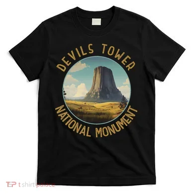 Devils Tower National Monument Distressed Circle T-Shirt