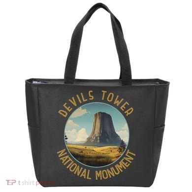 Devils Tower National Monument Distressed Circle Tote Bag