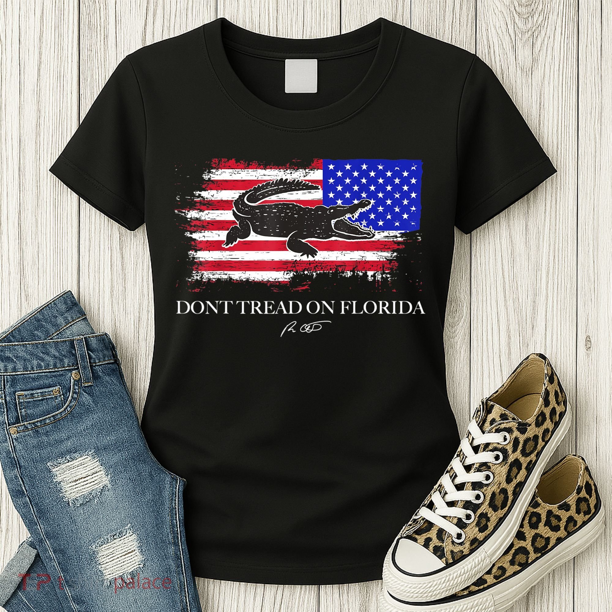 Dont Tread On Florida Governor Flag Alligator DeSantis 2021 Women's T-Shirt