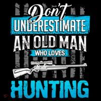 Don't Under Estimate An Old Man Who Loves Hunting Women's Hoodie thumb 2