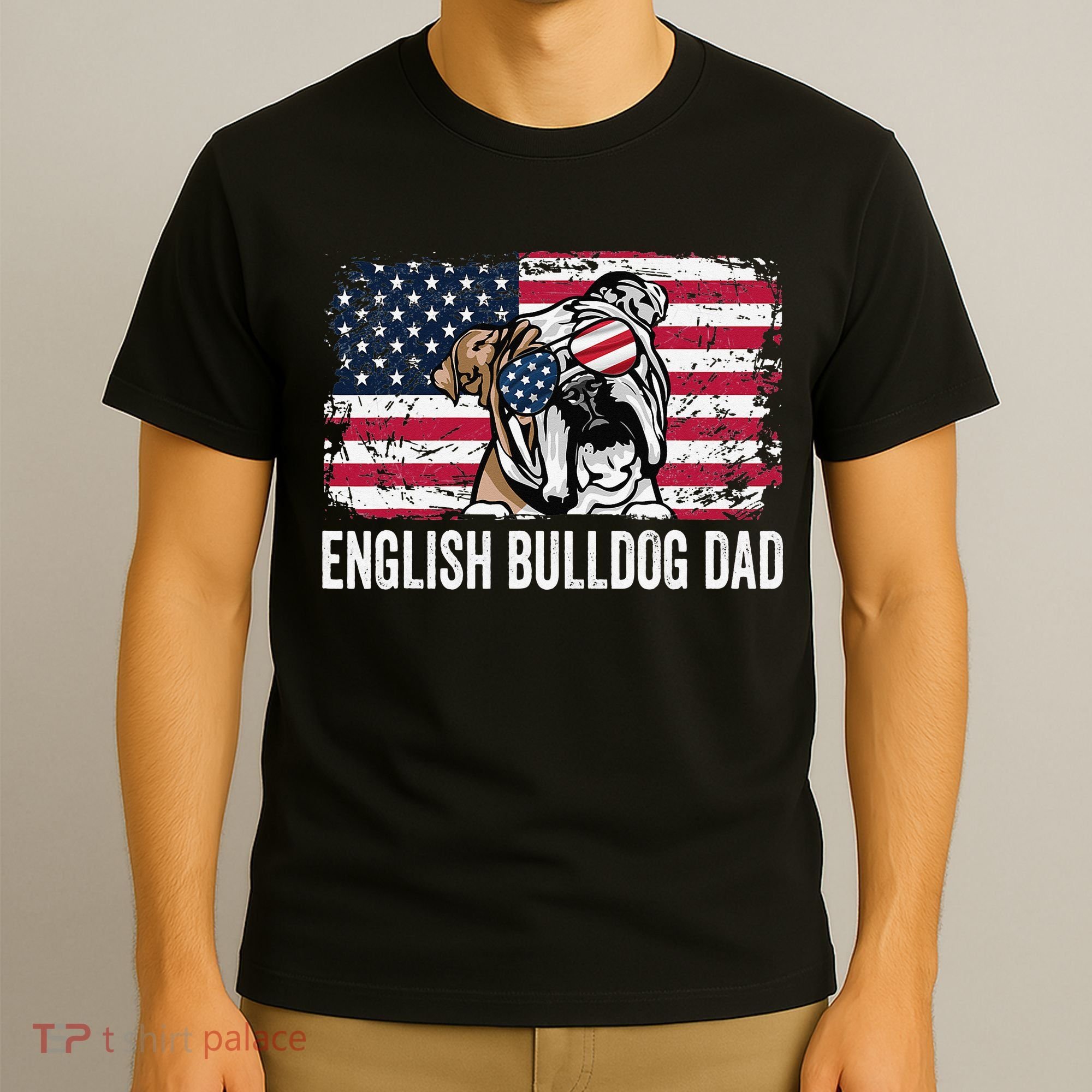Distressed USA Flag English Bulldog Dad Fathers Day T-Shirt