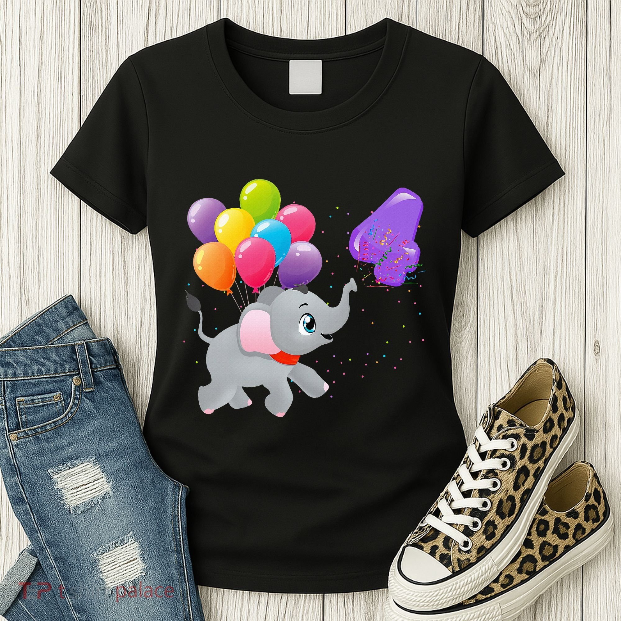 Elephant 4 Years Old Zoo Animals 4th Birthday Women's T-Shirt