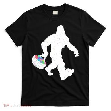 Easter Bigfoot Sasquatch Funny Easter Eggs Basket T-Shirt