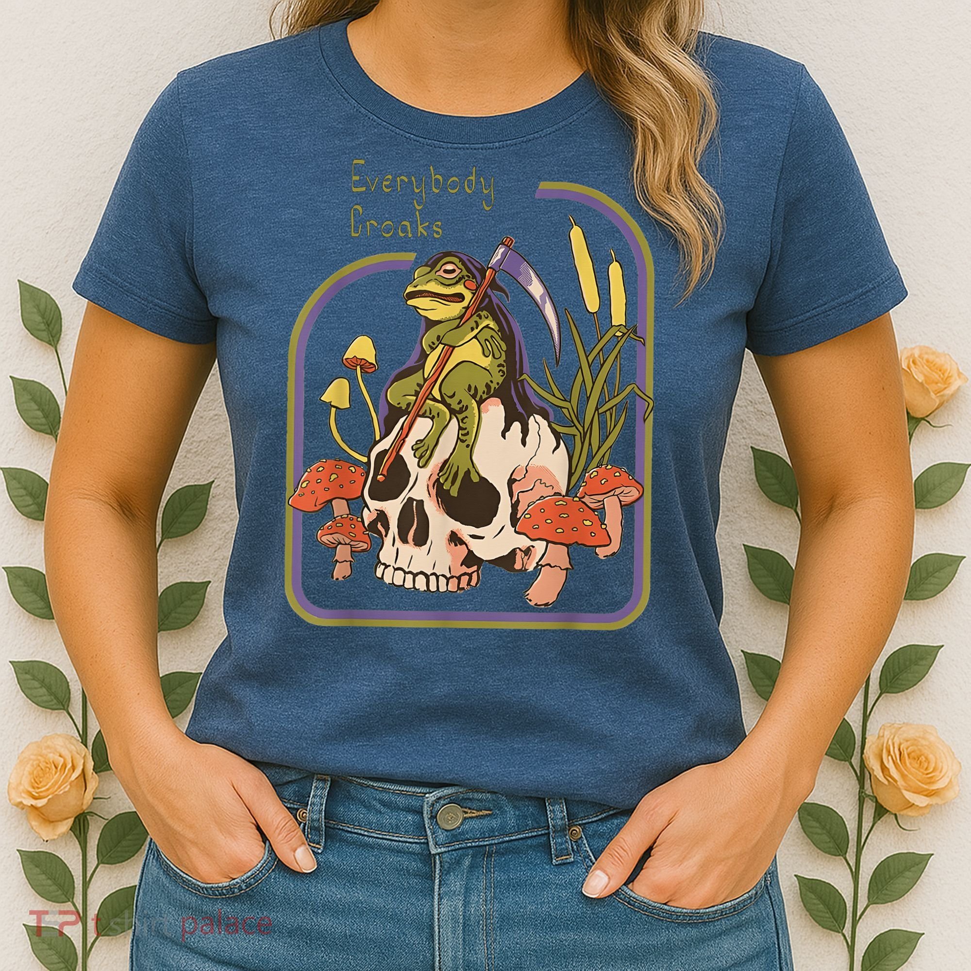 Everybody Croaks Frog Skull Mushroom - Everybody croaks Women's T-Shirt