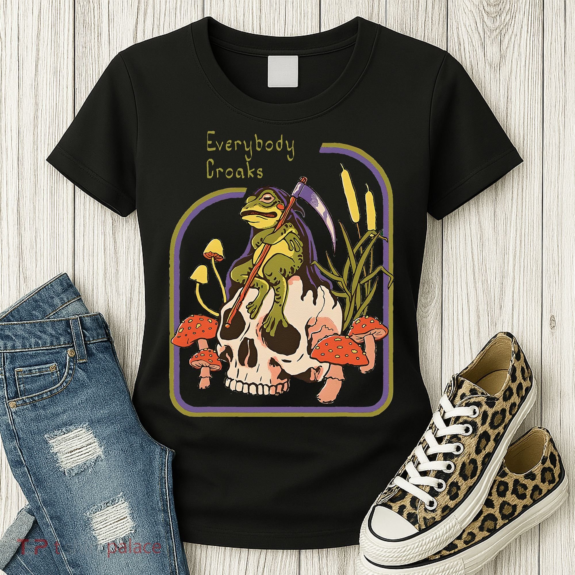 Everybody Croaks Frog Skull Mushroom Everybody croaks Women's T-Shirt