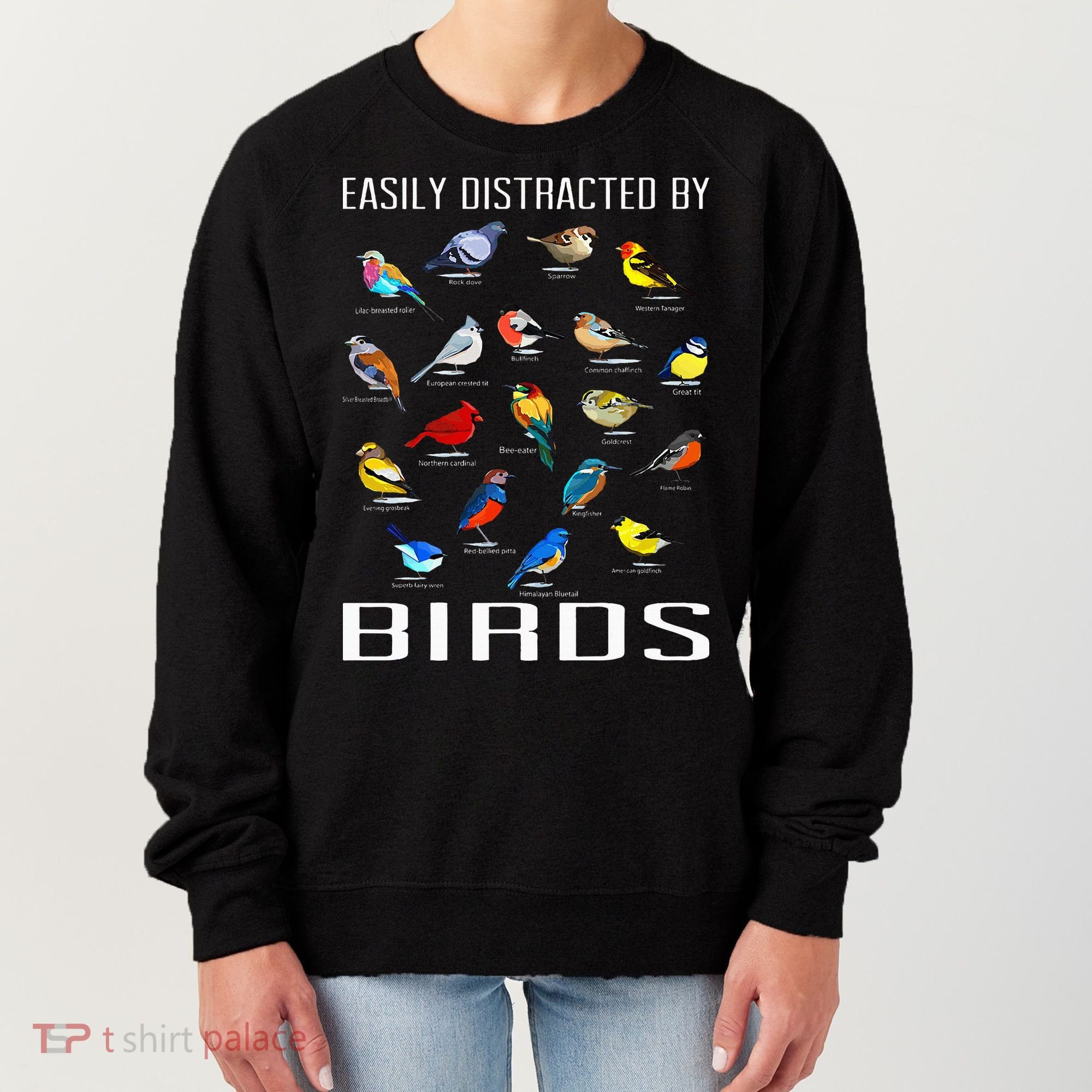 Easily Distracted By Birds Birdwatching Lover Birdwatcher Women's Sweatshirt
