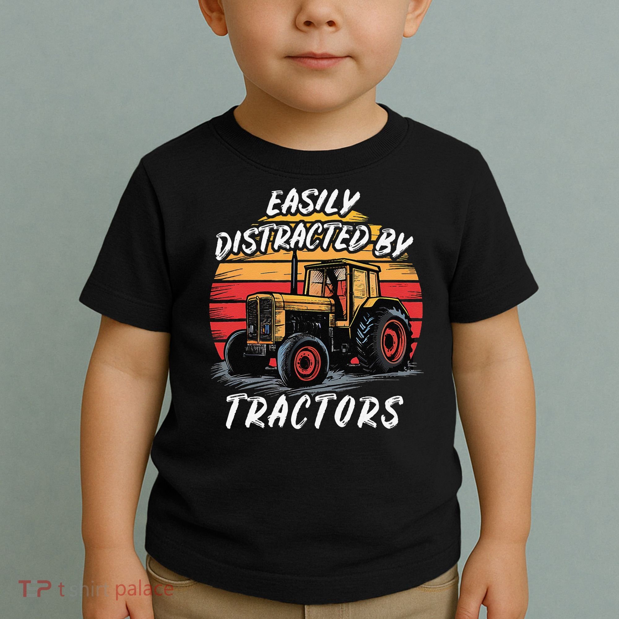 Easily Distracted By Tractors Fun Farmer & Farming Gift Toddler T-Shirt