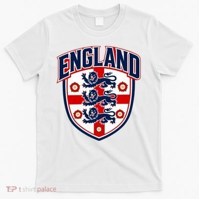 England English Flag Crest Soccer Fan T-Shirt