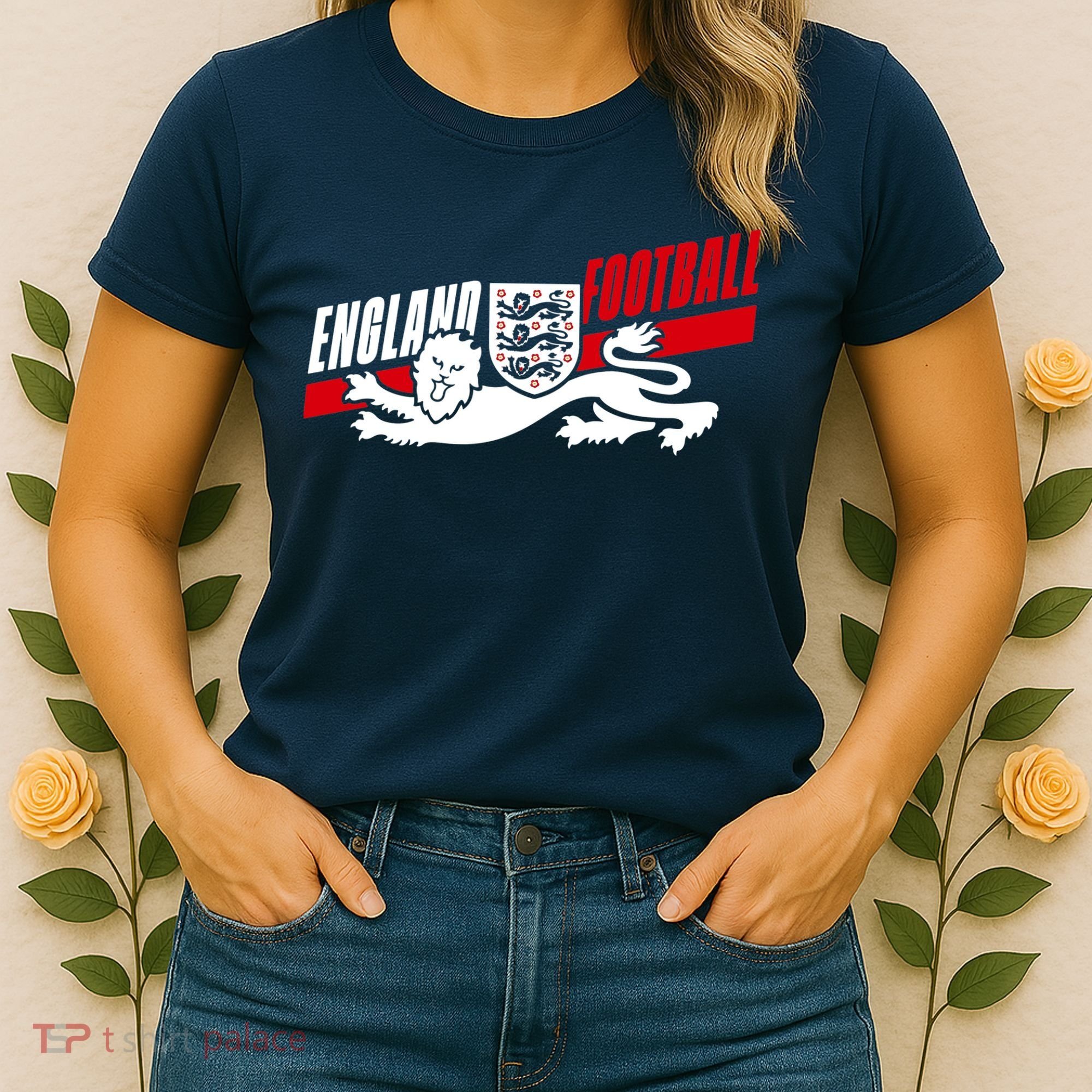 England Football Crest Soccer Apparel For Fans Women's T-Shirt
