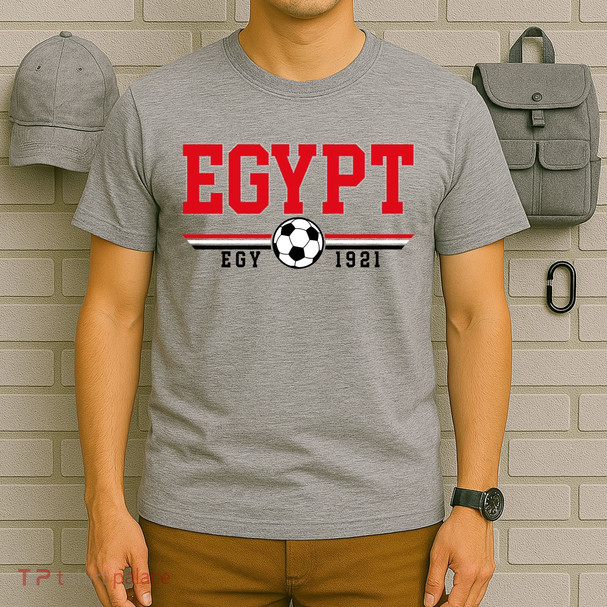 Egypt Futbol World Soccer Team Crest T-Shirt